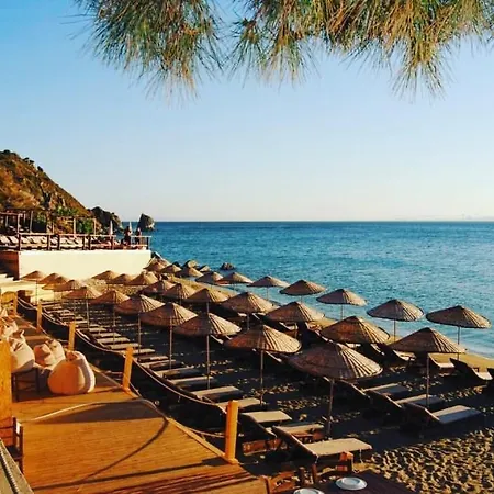 Ayanya Beach Bungalows 3*